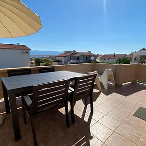 Beachfront Vir